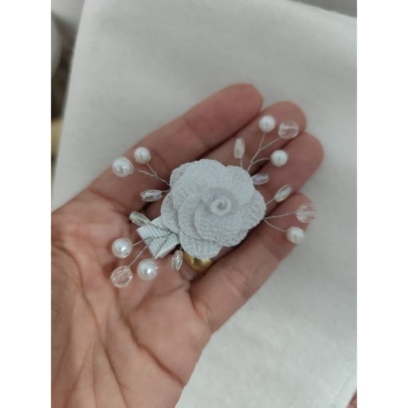 Aplique de cabelo flores aramado pequeno 5,5cm laço de cabelo