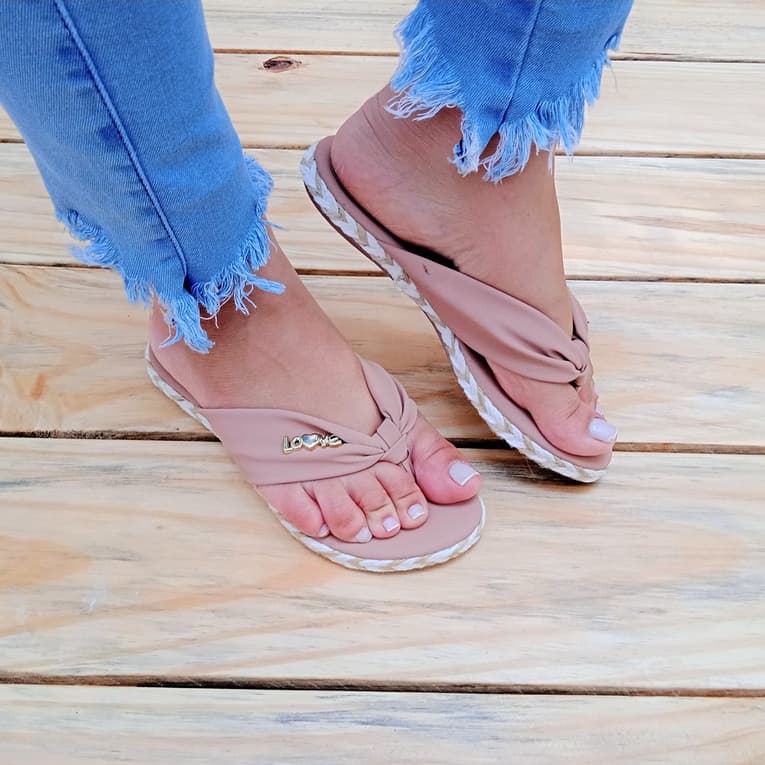 Chinelo Rasteirinha Slide Nude Sandália Feminina Rasteirinha