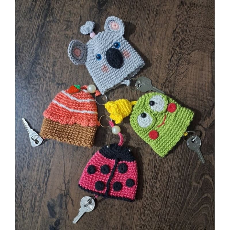 Chaveiro Esconde Chave amigurumi e crochê.
