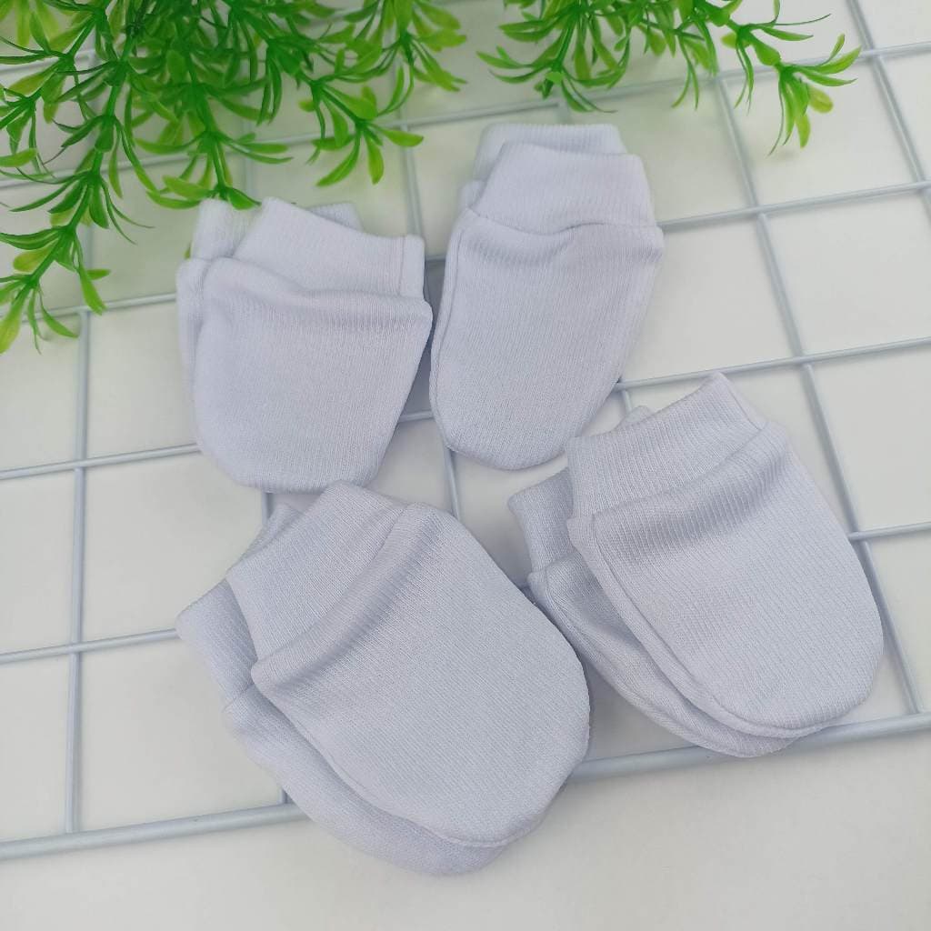 4 Pares de Luvinha Brancas para Recém Nascido Enxoval e Maternidade