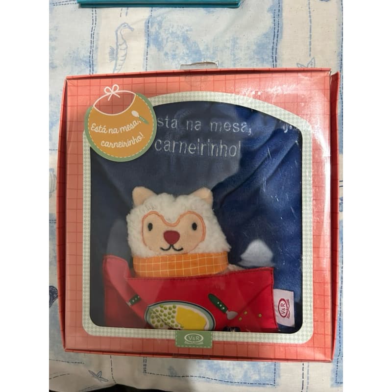 Está na mesa carneirinho