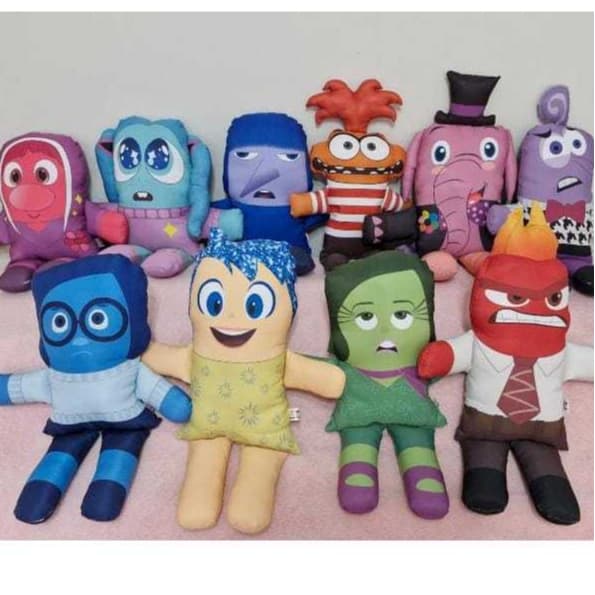 BONECOS DIVERTIDAMENTE PELUCIA EMOÇÕES E NANINHAS ALMOFADAS DIVERTIDAMENTE