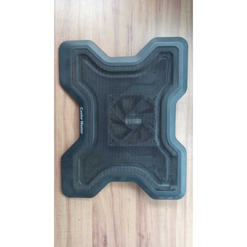 Base Cooler Vertical Cooler Master para Notebooks