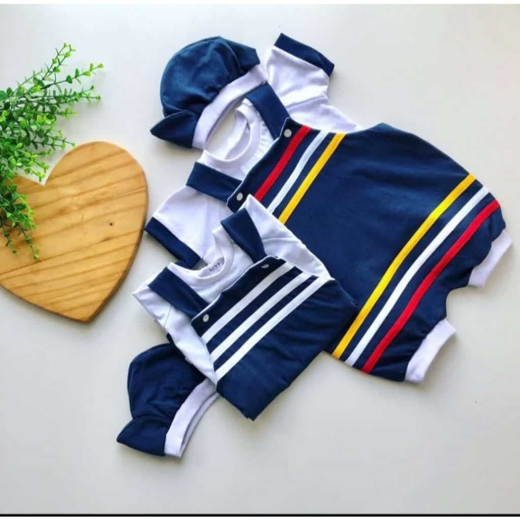 Macacão jardineira Bebê masculino com boné