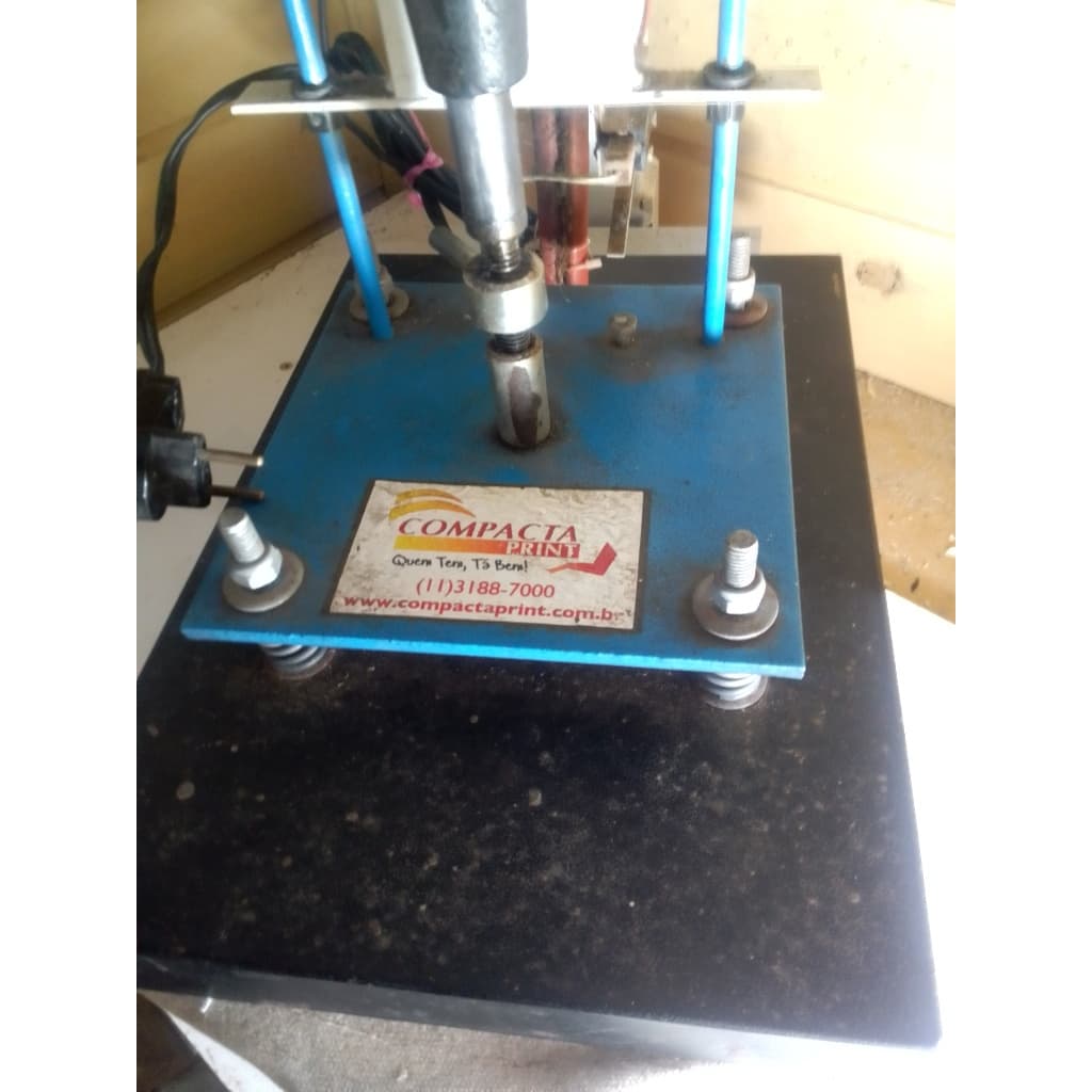 Prensa Térmica plana 220v compacta print original usada com bastante marcas de uso conforme as fotos