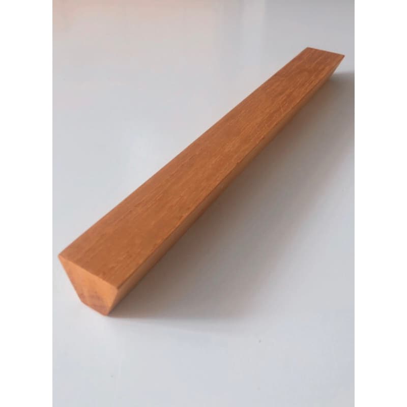Puxador trapézio cedro rosa 300mm de furo a furo