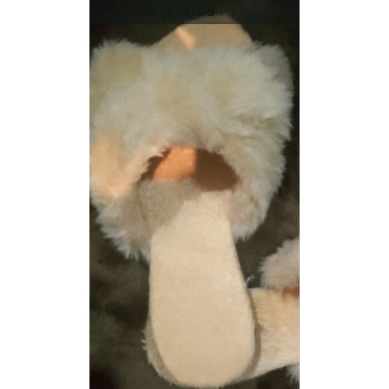 Chinelo de pelúcia,chinelufas confortáveis