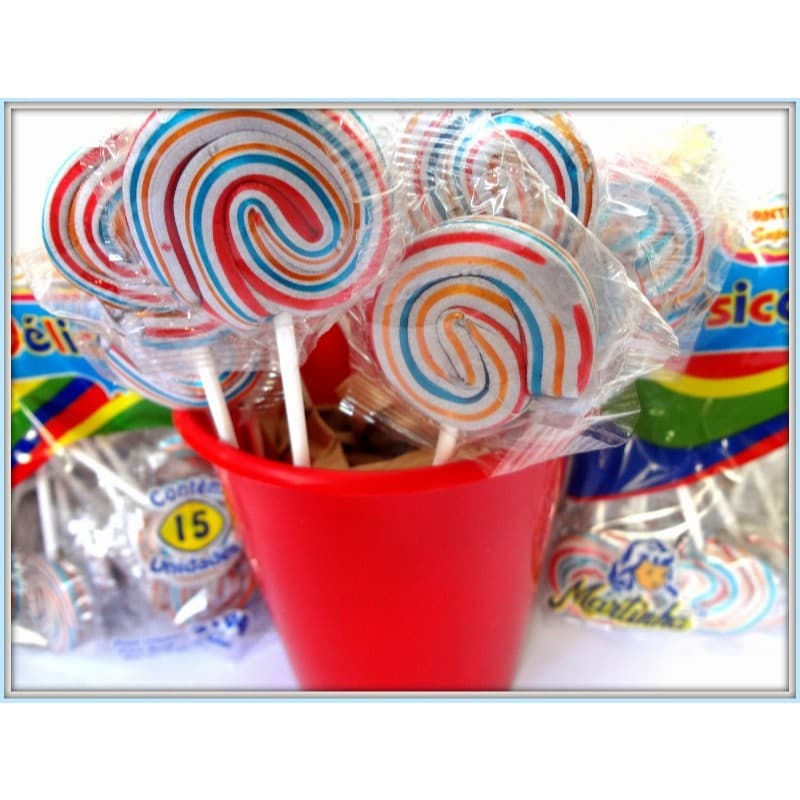 Kit 30 Pirulitos Psicodélicos PEQUENOS 14 gramas cada - 4 cm diâmetro + 1 baldinho de pipoca coloridos