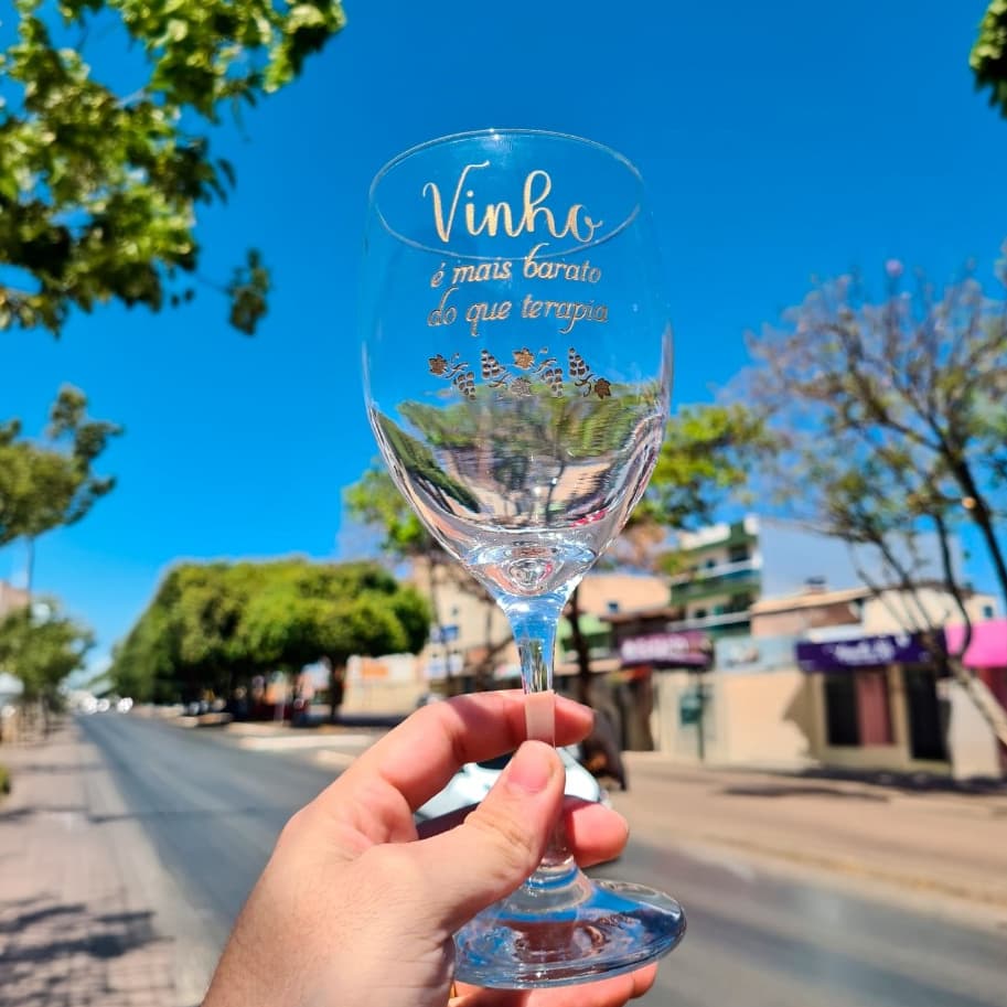 Taça de Vinho 600ml - Vidro - Personalizada (DOURADO)