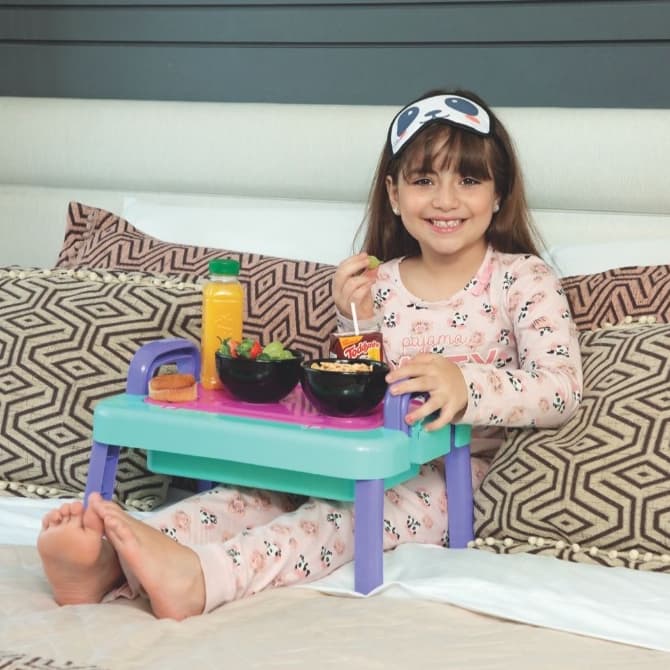 Mesa Mercotoys Colorida Para Crianças desenho brincadeira diversão mesinha multiuso