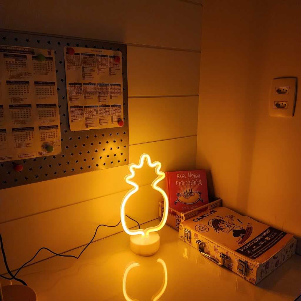 Luminária Neon Formato Abacaxi Para Decoração de Tema De Festas