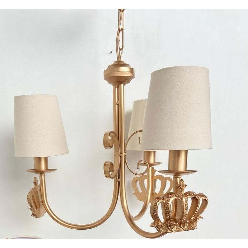 Lustre Coroa Dourado Príncipe Vazada  Dourado Cúpula Bege