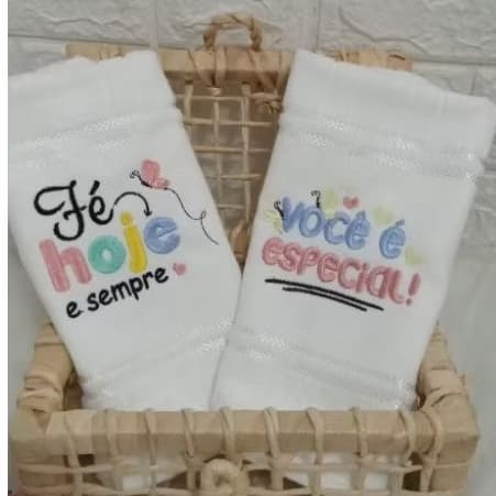 kit com 2 Toalhas de mão, de boca lavabo personalizada frase motivacional.