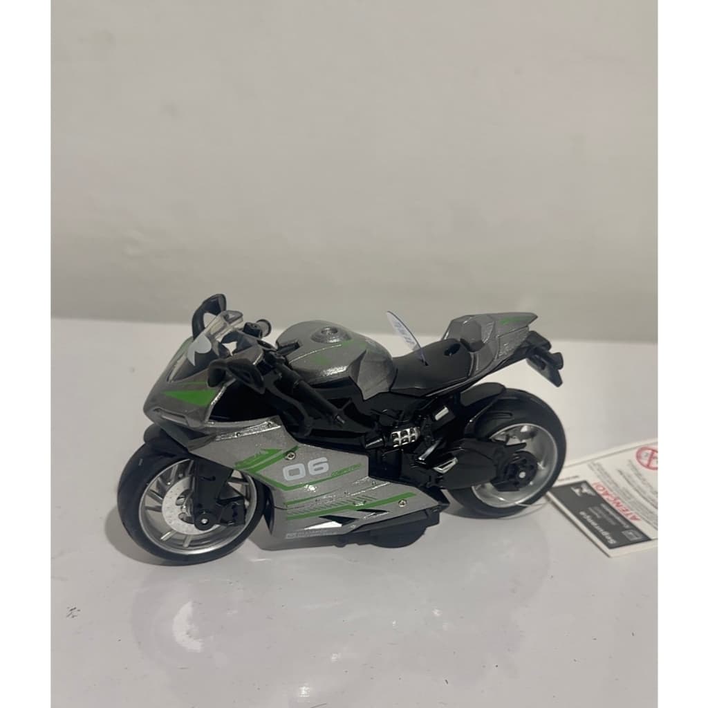 Brinquedo Moto Motocicleta Miniatura de Ferro e Colecionadores Com Som, Luz e Fricção vaires cores