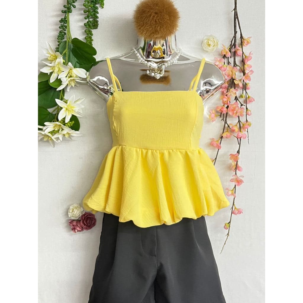 T064 Blusa feminina com babados e alças dobráveis ​​linda