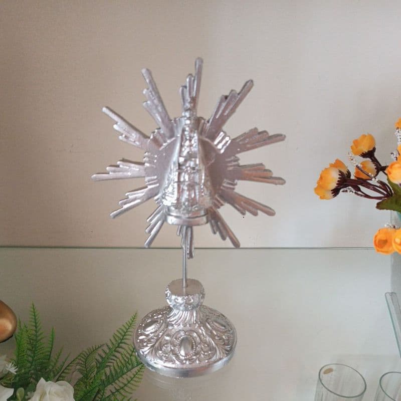 Nossa  Senhora  Aparecida de resina prata de mesa