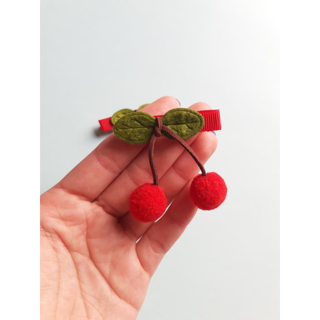 Dupla Hair clip cerejinha - Presilha de cabelo - acessorio de cabelo - laço infantil - beleza - maternidade - enxoval - criança - bebê - cherry