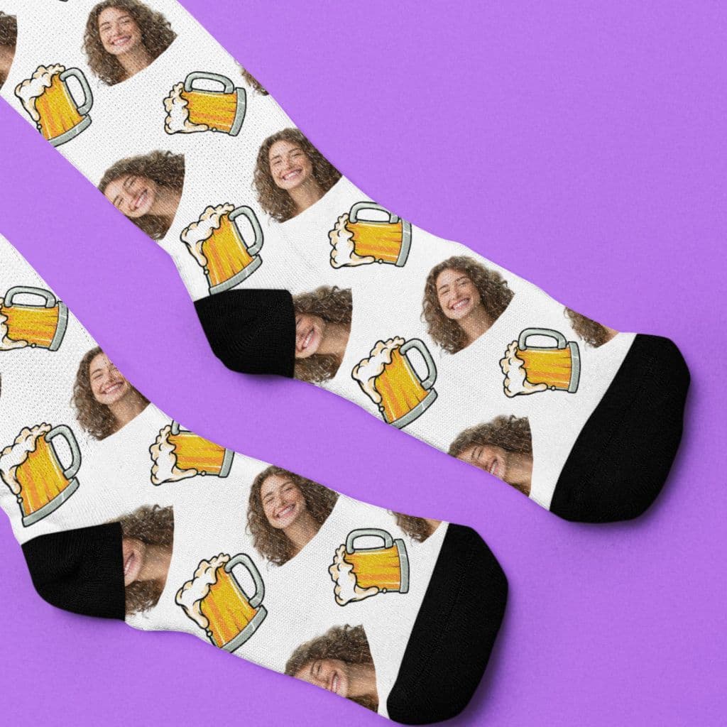 Meia Personalizada com Foto Várias Cerveja Cano Alto Ponta e Calcanhar Preto