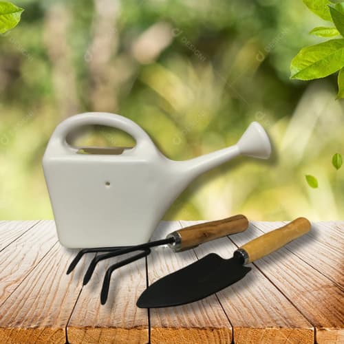Kit de Jardinagem Pá, Rastelo (Ancinho) e um Regador 1L