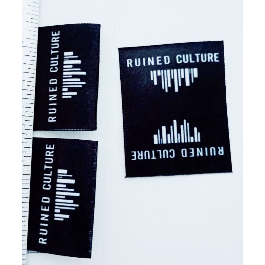 50 Etiquetas de Cetim 5x6 CM - Bandeirinha, Palito e CLIP