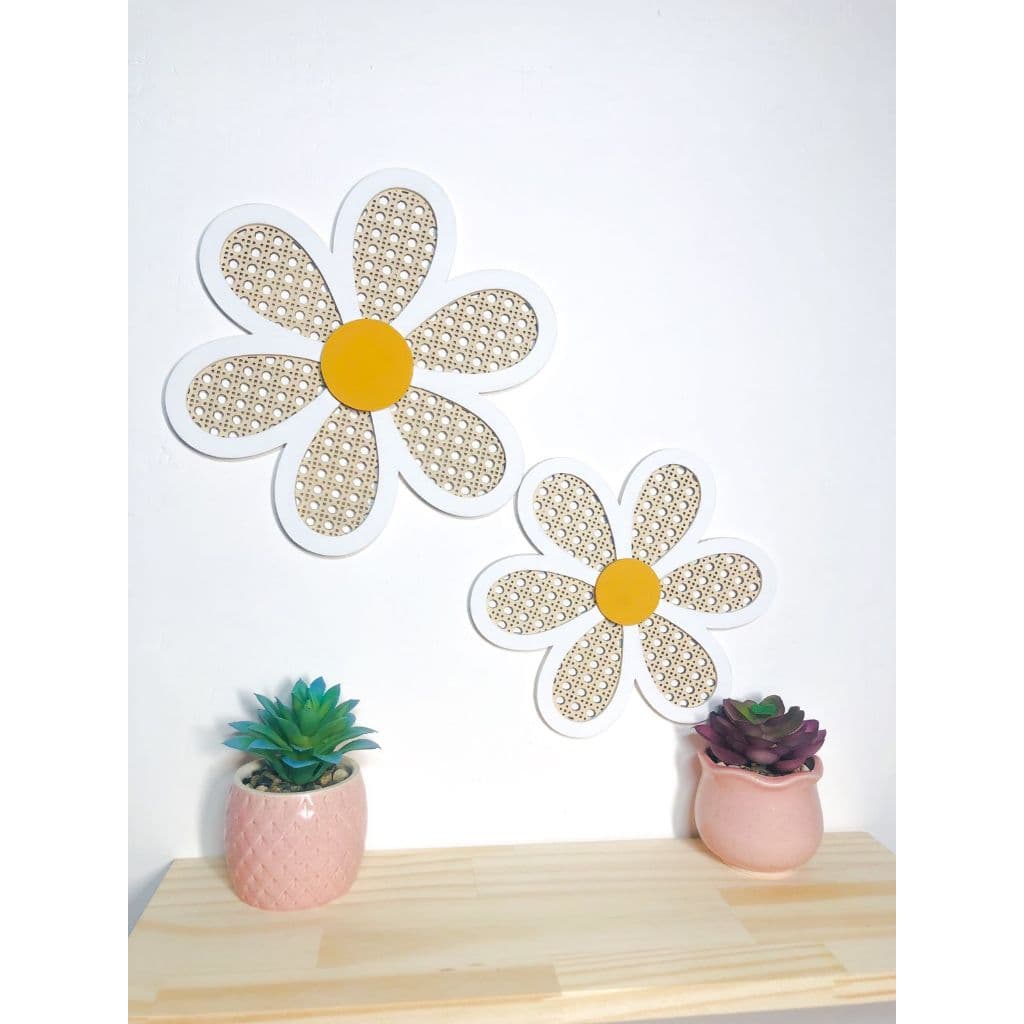 Decoração Flor com imitação de palha indiana em MDF
