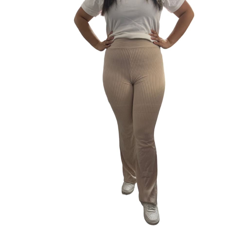 CALÇA BAILARINA BOCA DE SINO MALHA CANELADO 3D