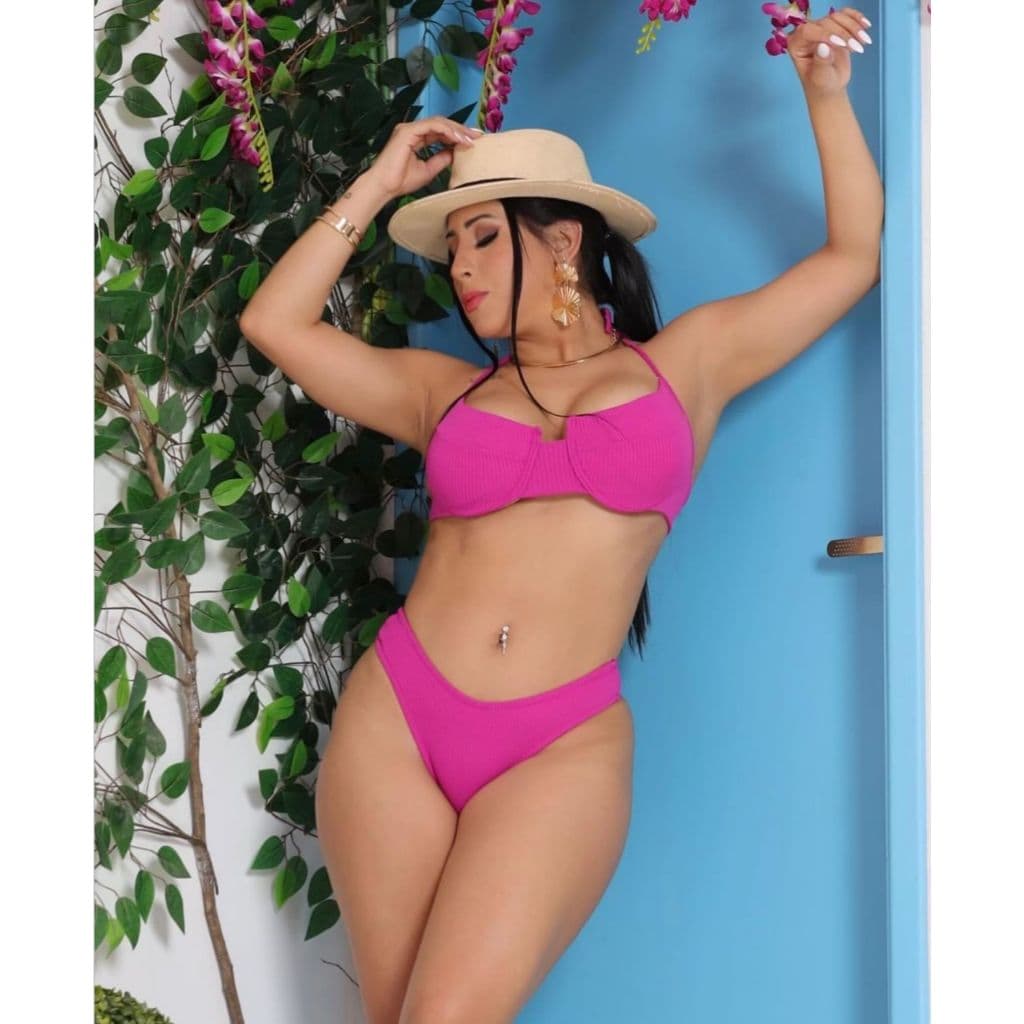 Biquíni Hot Pants Cintura Alta Moda Feminina Verão Praia 2024 Roupa de Calor