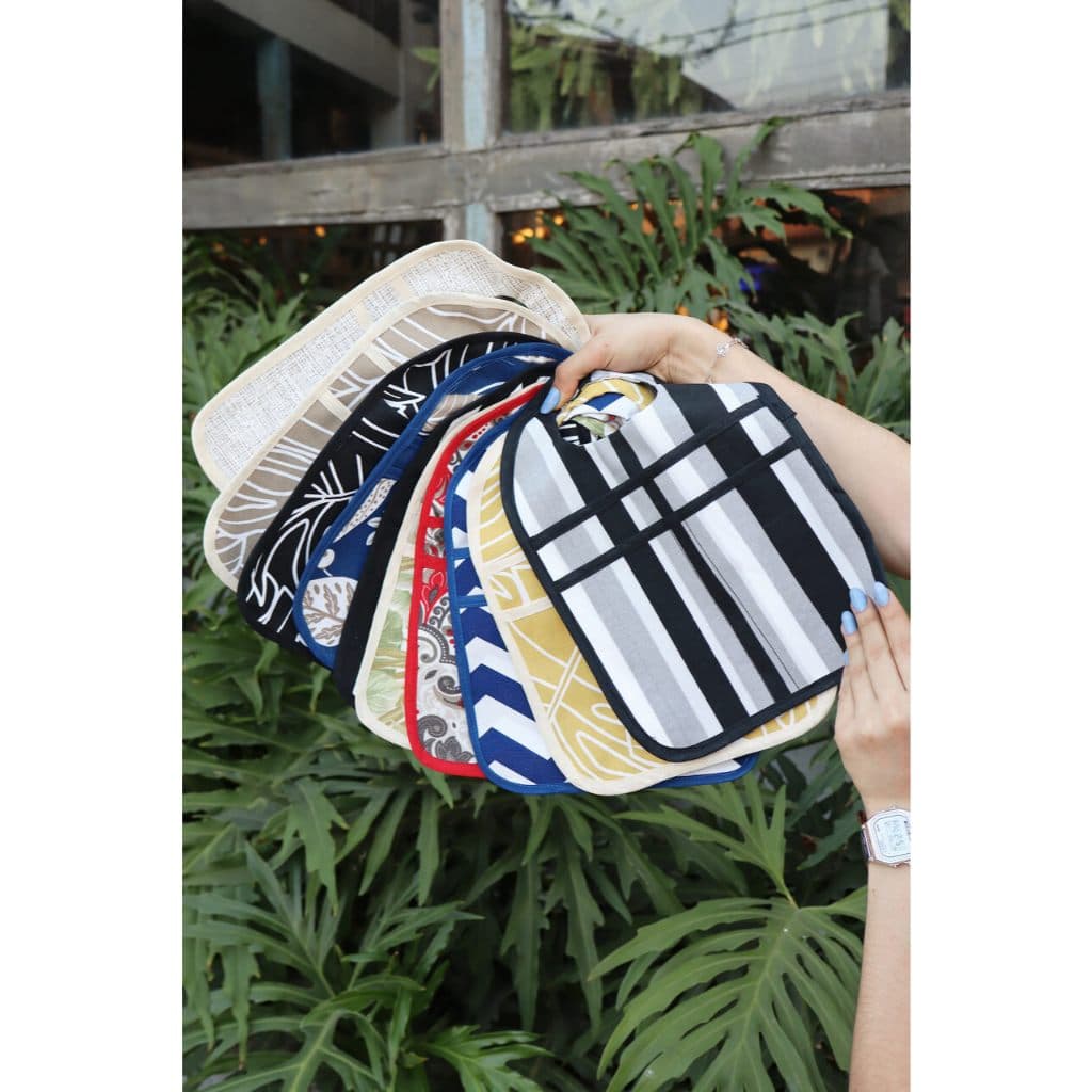 Lixeira para Carro de Tecido Impermeável com Bolsos Porta Óculos, Porta Caneta, Porta Celular