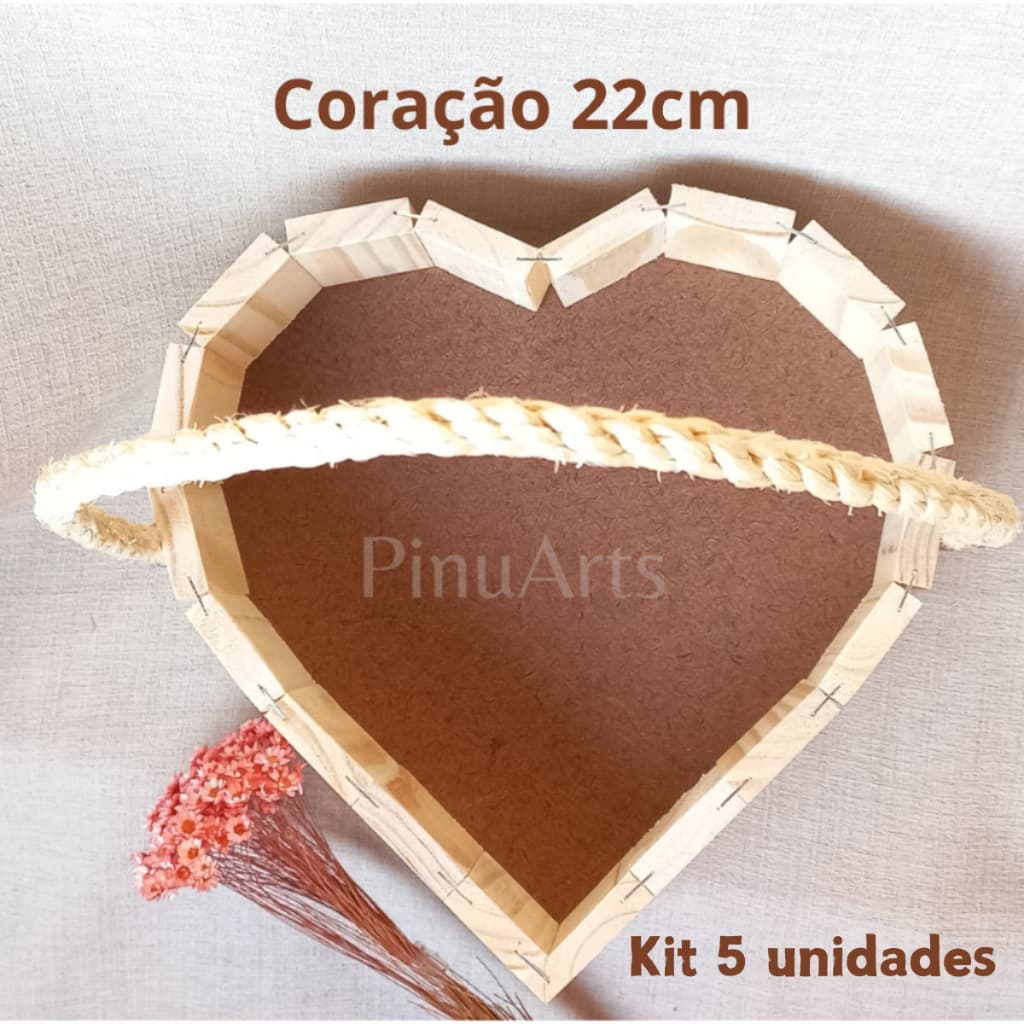 Cesta Coração de Madeira Pinus Kit com 5 Unidades Para Presentes e Decorações