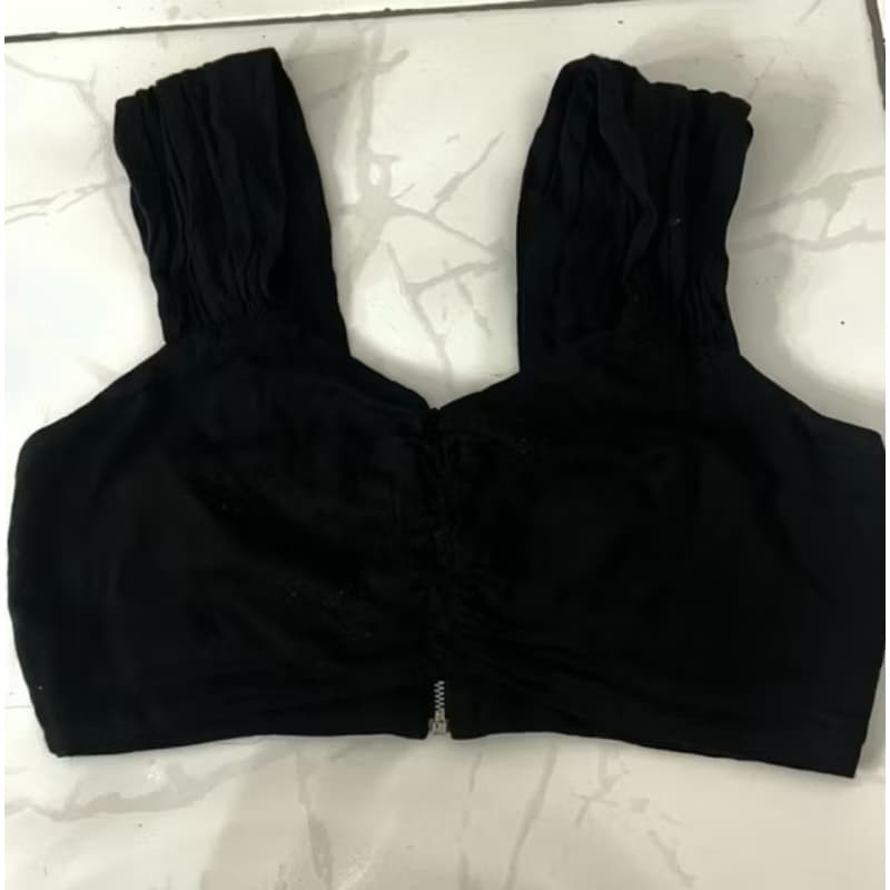 Top Cropped Preto com Zíper Atrás
