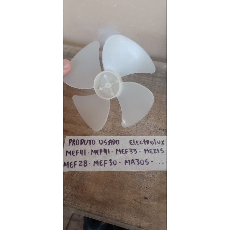 Hélice para Ventilador de Microondas Electrolux MEF41 (Usado Original)