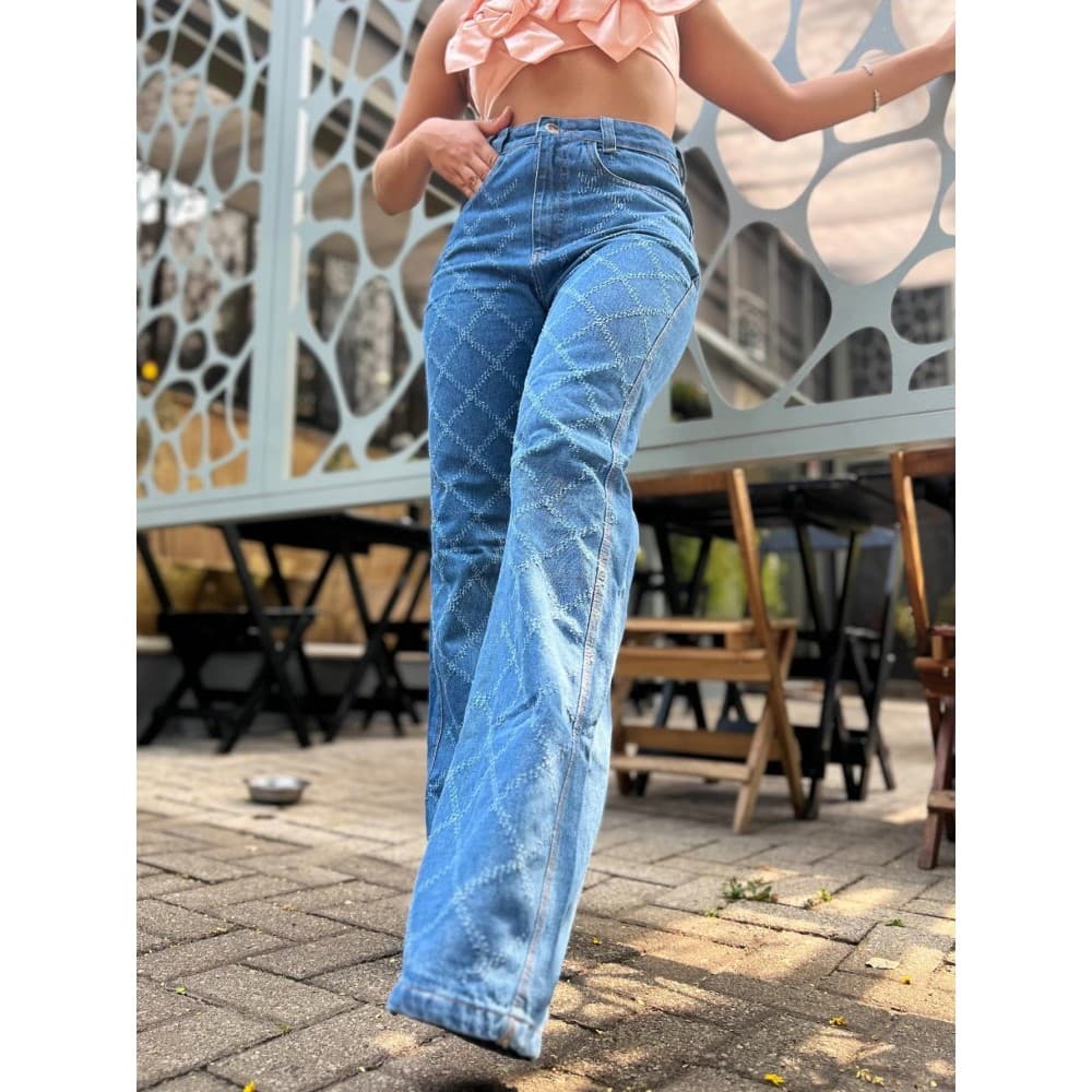 Calça Jeans wide leg cintura alta Laser/largas Femininos