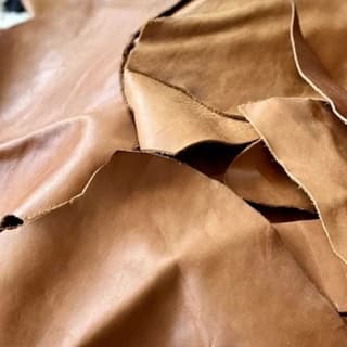 1Kg de Aparas de Couro Legitimo para Tapeçaria e Artesanato
