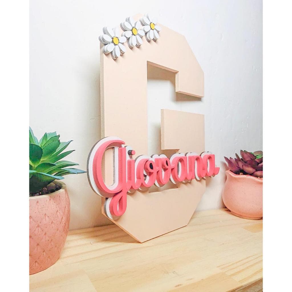 Enfeite Porta maternidade Letra com nome em MDF/ Decoração de Parede de Quarto Infantil.