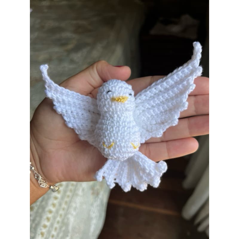 Amigurumi divino Espírito Santo lembrancinha batizado