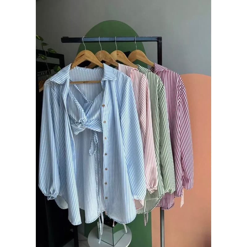 Conjunto Feminino Camisa Listrada e Cropped