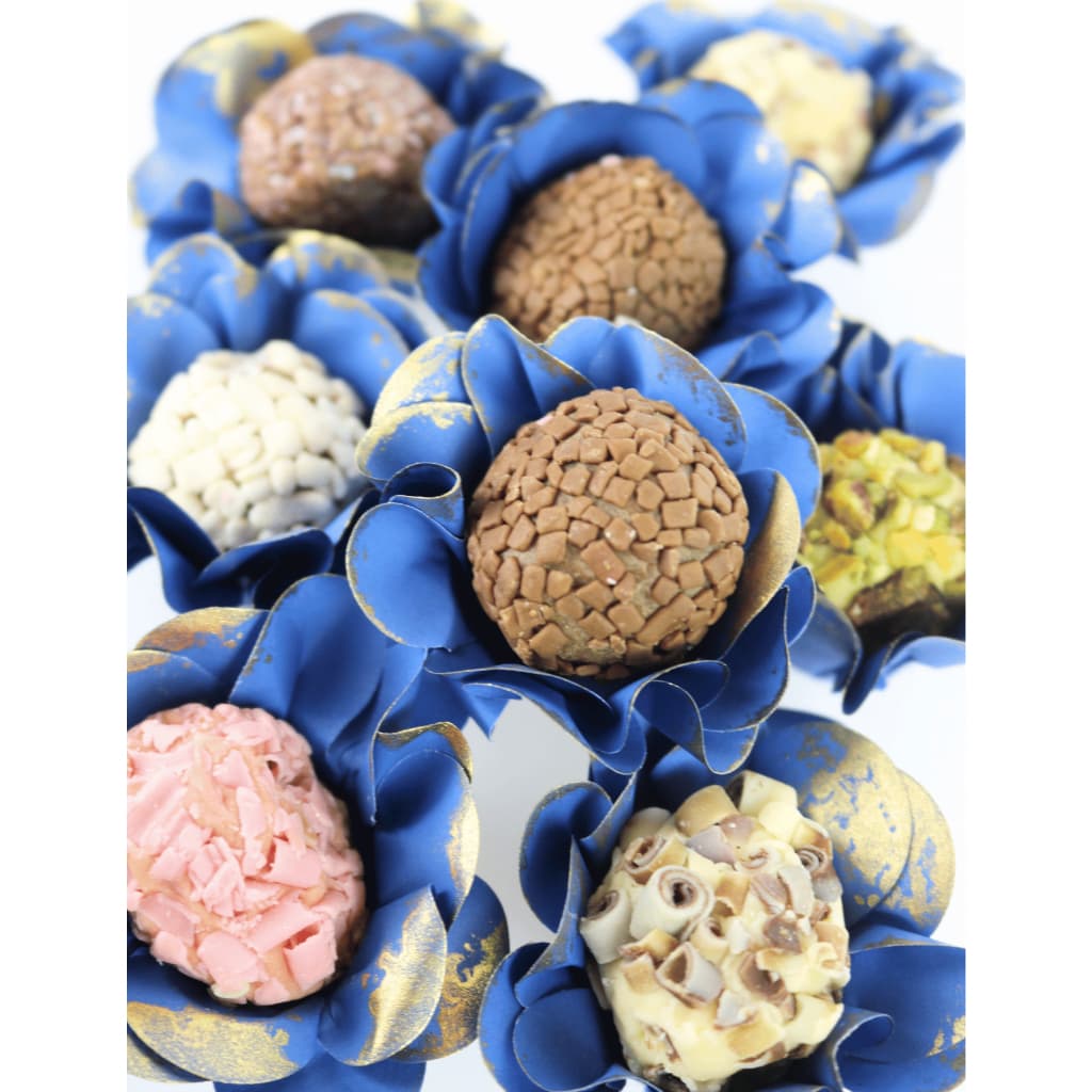 40 Forminhas Formas para Doces Finos Bali Azul Royal com Borda Dourada Brigadeiros Casamento Festa