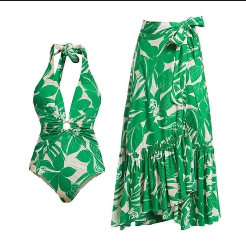 Maiô e saída de praia. Conjunto moda praia.