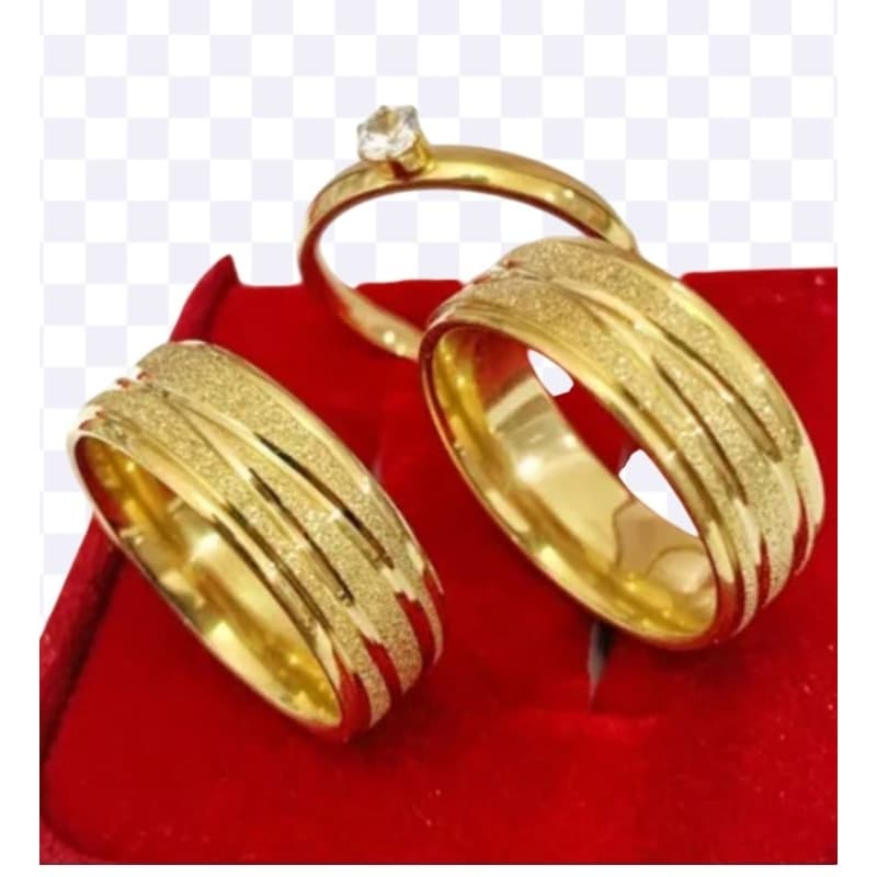Aliança de Tungstenio Banhado a Ouro 18k