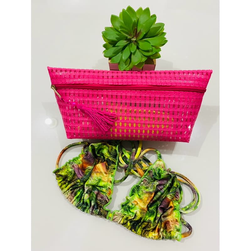 Necessaire em Tela Treliça porta Biquíni, Bem sofisticada e espaçosa /Praia/piscina/Verão