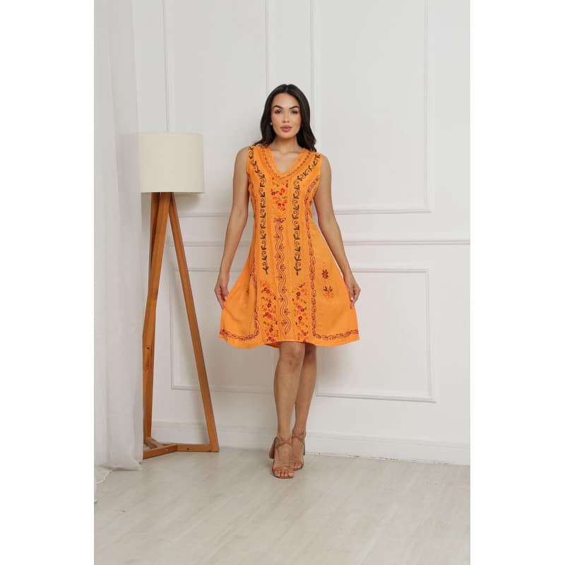 Vestido curto estone