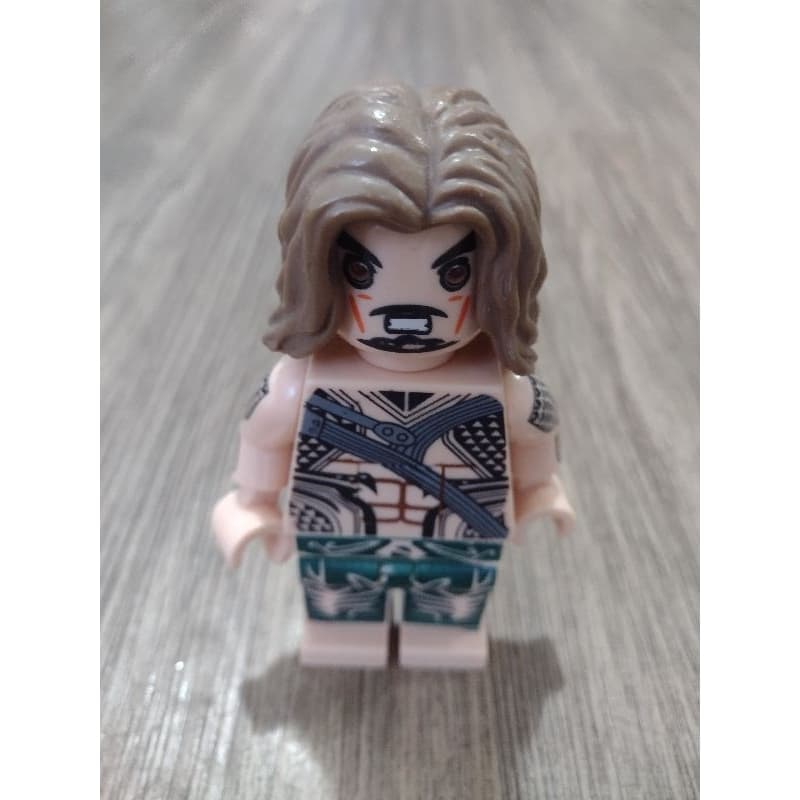 Boneco articulado Lego Aquaman sem luzes