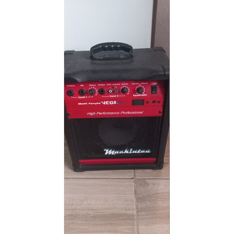 Caixa amplificadora para guitarra