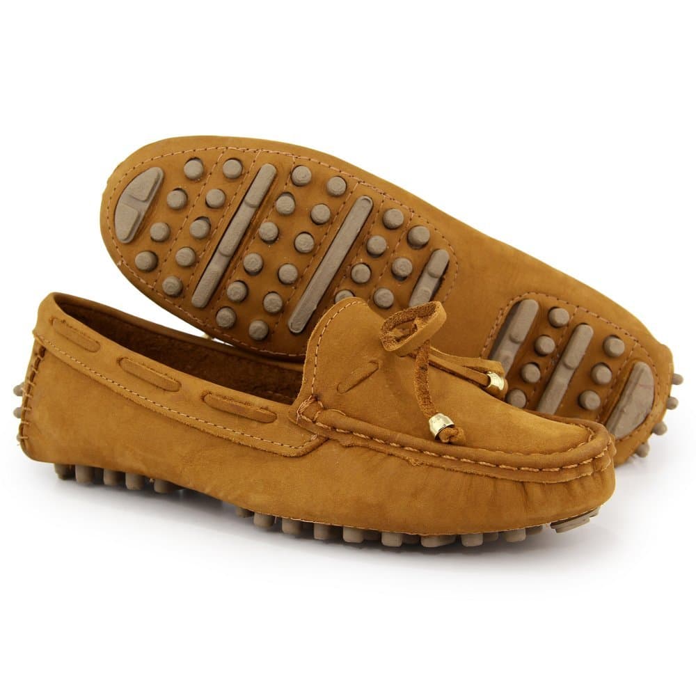Mocassim , sapato, sapatilha em couro legítimo, leve e confortavél ref 801
