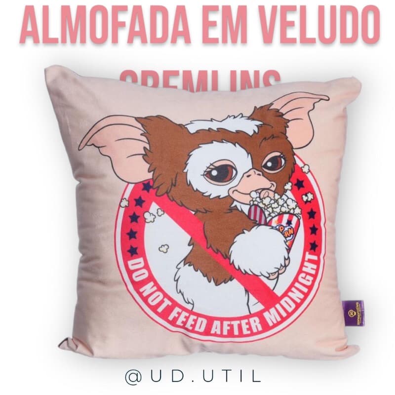 Almofada Gremlins Aveludada Completa Com Zíper E Enchimento De Fibra Estampa Frente e Verso 40x40cm