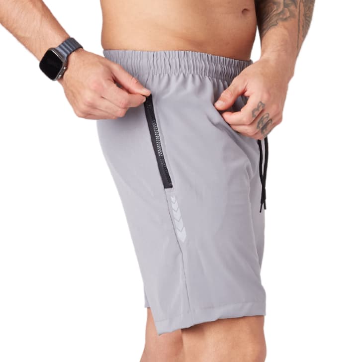 Bermuda masculina tactel com elastano bolso com ziper
