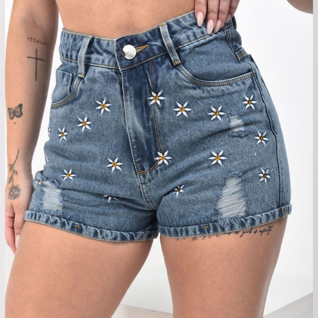 SHORT JEANS CINTURA ALTA BORDADO LINHA PREMIUM - CAMAROTE JEANS