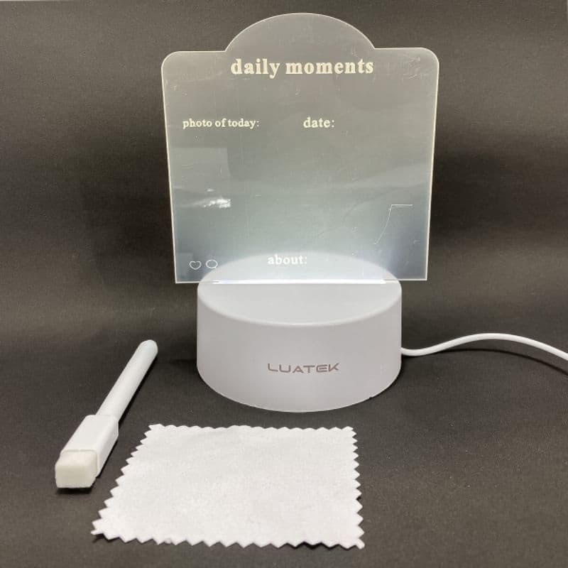 Luminária Lousa 3D Escreve Recados Caneta Branca de Acrílico com 3 Tons de Luz e Base em Resina ABS PROMOÇÃO