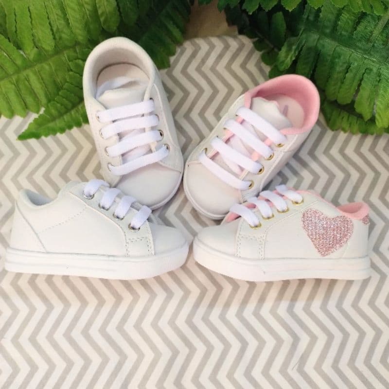 Tênis infantil para bebê com sola sapatinho de bebe calçado tenis calcado nenê nene neném