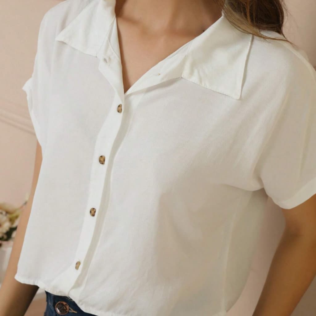 Camisa Cropped Feminina Manga Curta Blusa Botões Moda Blogueira